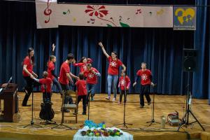 Dobrodelna glasbena prireditev z ljudsko pesmijo 8